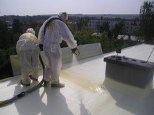 obr. 12,2,19 doplnění nové vrstvy PUR pěny, navýšení tloušťky celkové izolační vrstvy na 65 mm